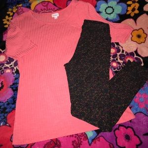 Lularoe one size leggings and Lularoe tee